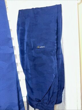 Navy Scrub set.  Monochrome camo pattern